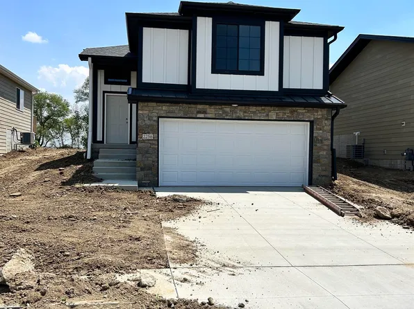 2256 NW 57th St, Lincoln, NE 68528