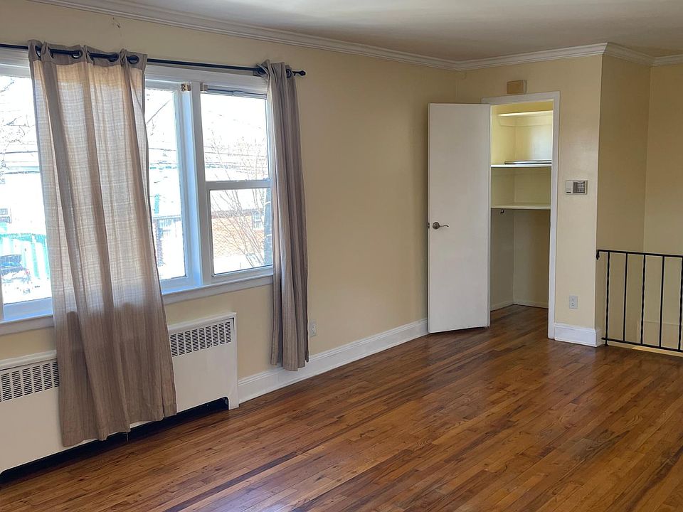 1st image of 9410 24th Ave Floor 2