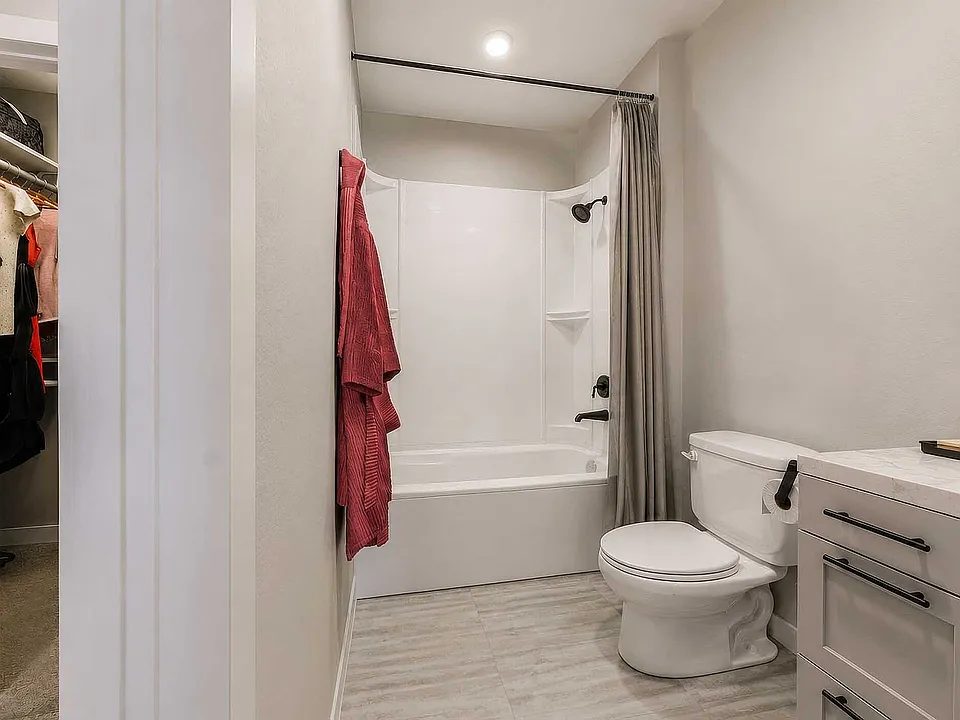 Bathroom 2-high fidelity v2-4000w