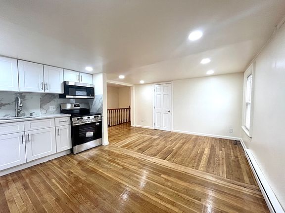 4th image of 89 Lincoln Ave Floor 2