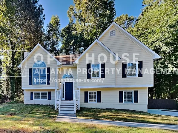 145 Loxley Ct, Douglasville, GA 30134