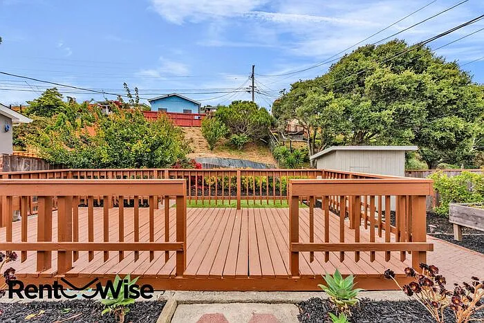 110 Cuesta Dr — Photo 46