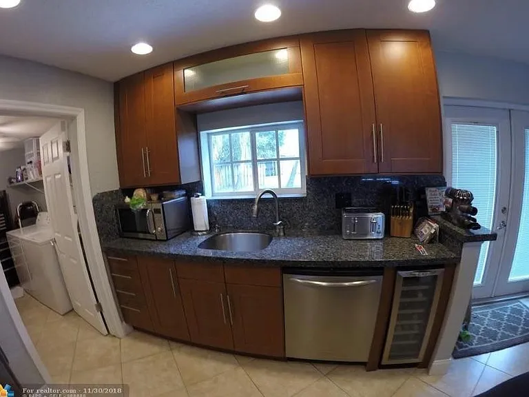 5040 SW 94th Way — Photo 16