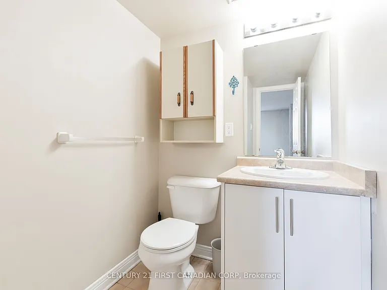 600 Talbot St #412 — Photo 37