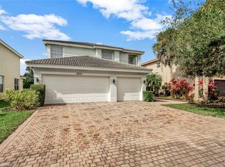 1881 Grey Falcon Cir SW, Vero Beach, FL 32962