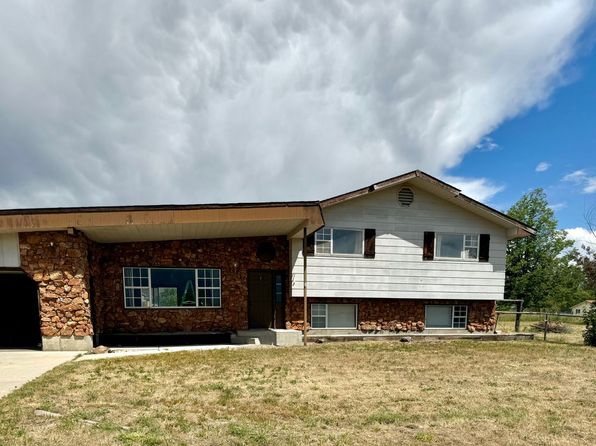 201 Hidden Valley Rd