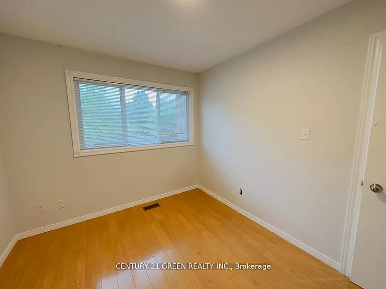 24 Sullivan Dr — Photo 23
