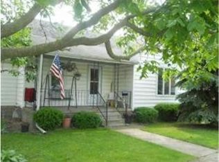 348 W Brighton St, Kankakee, IL 60901