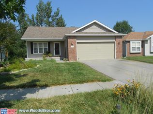 1801 Timber Ridge Rd, Lincoln, NE 68522