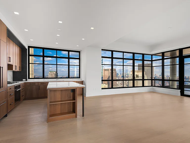 25 Park Row #34B — Photo 3
