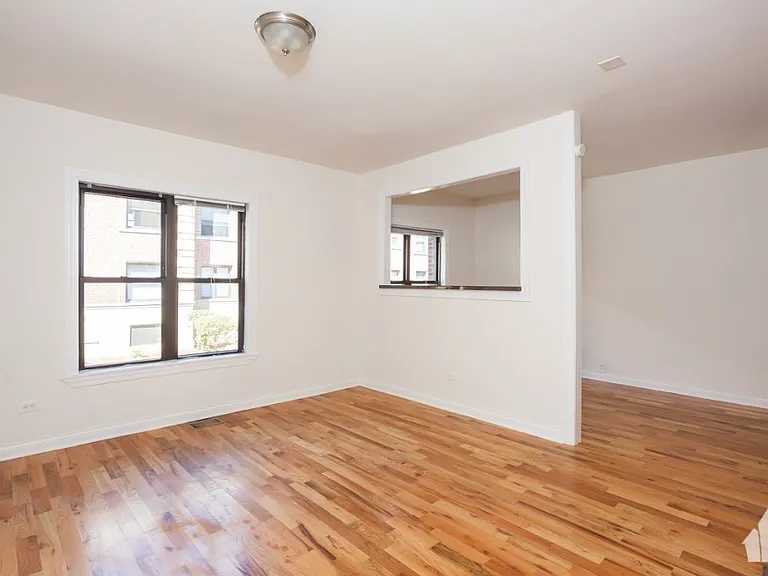 824 W Waveland Ave #1 — Photo 1