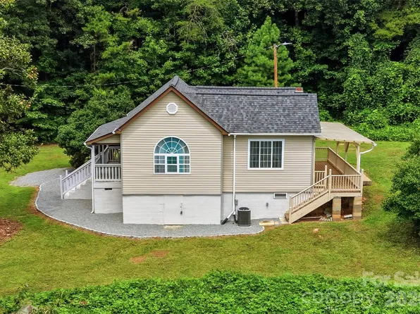 910 Hopewell Church Rd, Catawba, NC 28609