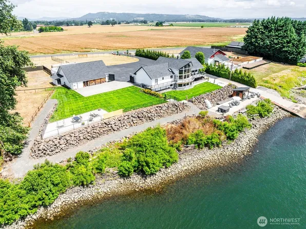 2207 Dike Road, Woodland, WA 98674