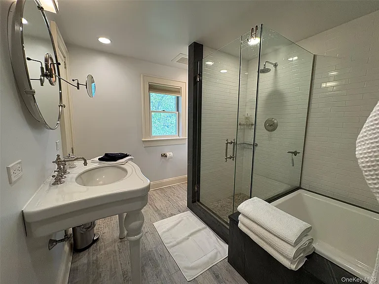 184 Twomey Ave — Photo 24