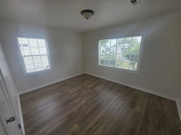 3025 Burnette St — Photo 7