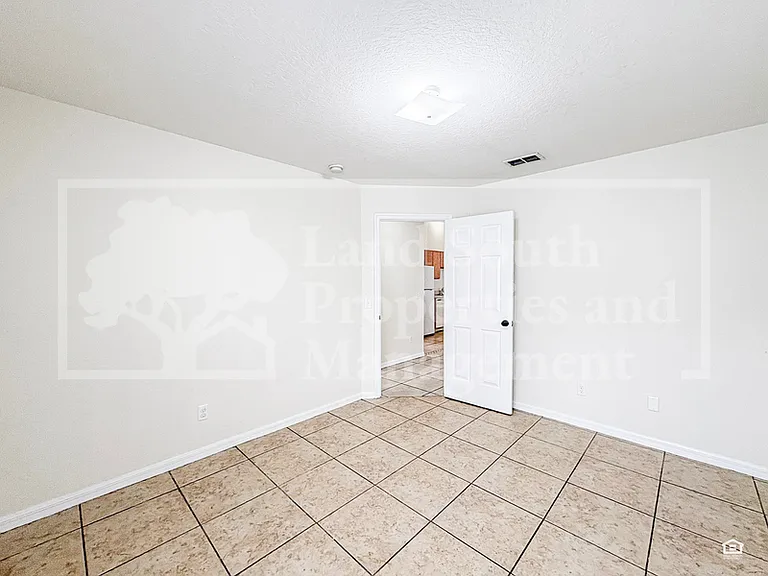 7823 Sugar Pine Blvd — Photo 23