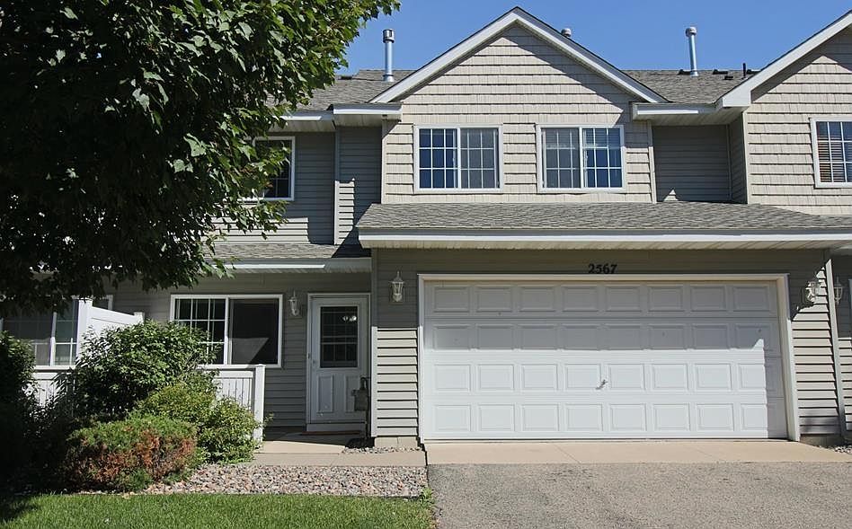 1st image of 2567 Yellowstone Dr