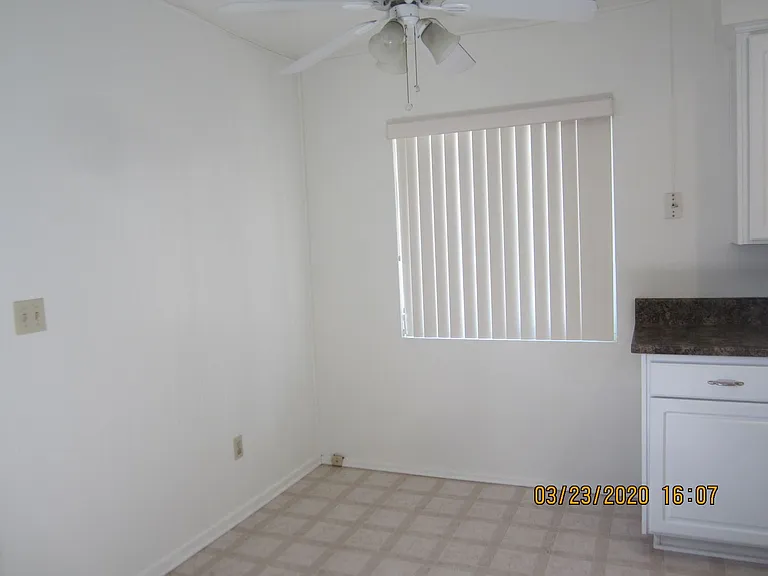 8314 Camelia Dr — Photo 6
