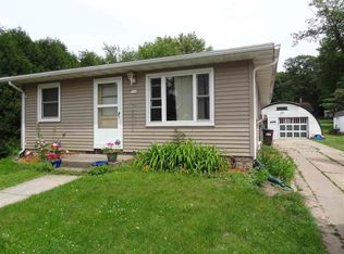 314 Grove St, Manawa, WI 54949