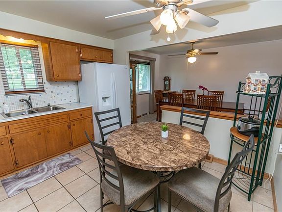 4th image of 6242 Cabrini Ln