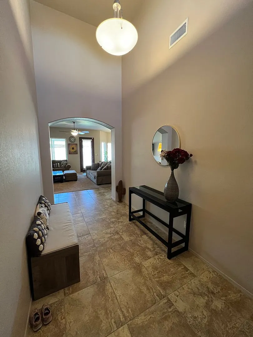 4 Bedroom 3 Bath Home! — Photo 4