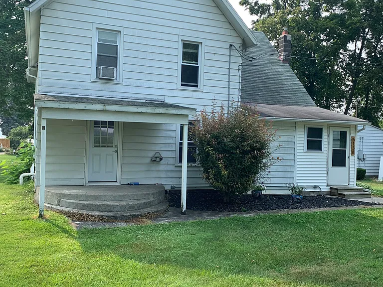 5138 E Lake Rd #1 — Photo 2