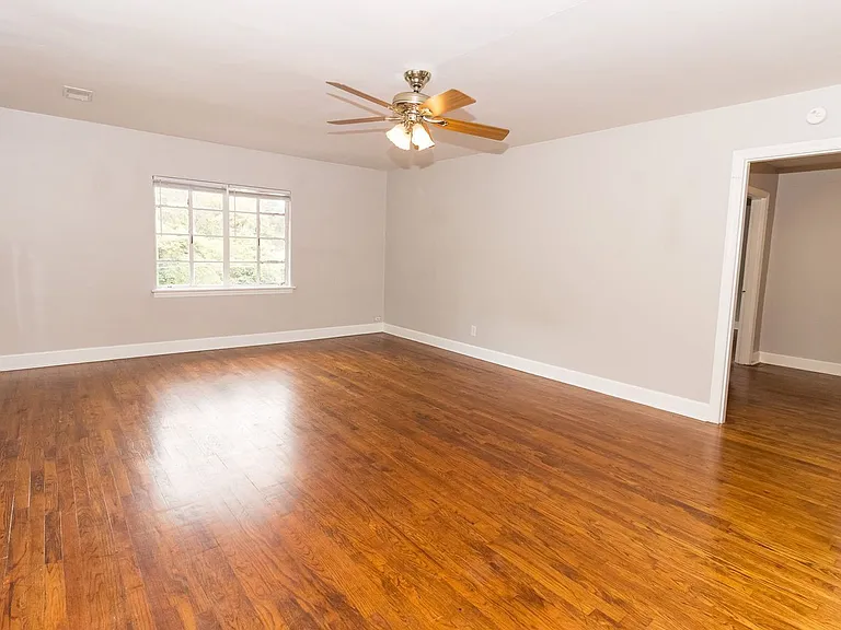 124 S Seminole Dr #A — Photo 6