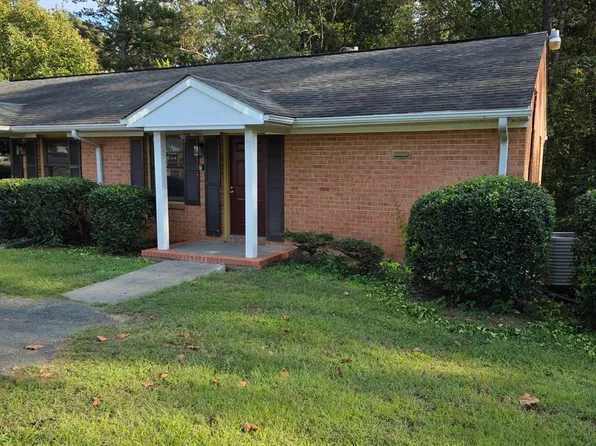 1440 5th St B / 2bdrm / 1 Bath 5.7 Miles to UVA Hospital, 1440B 5th St SW, Charlottesville, VA 22902