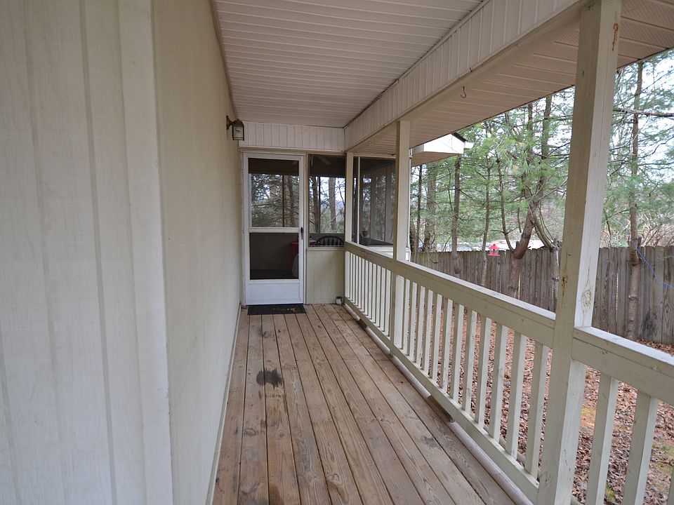 1st image of 109 Ardis Ln