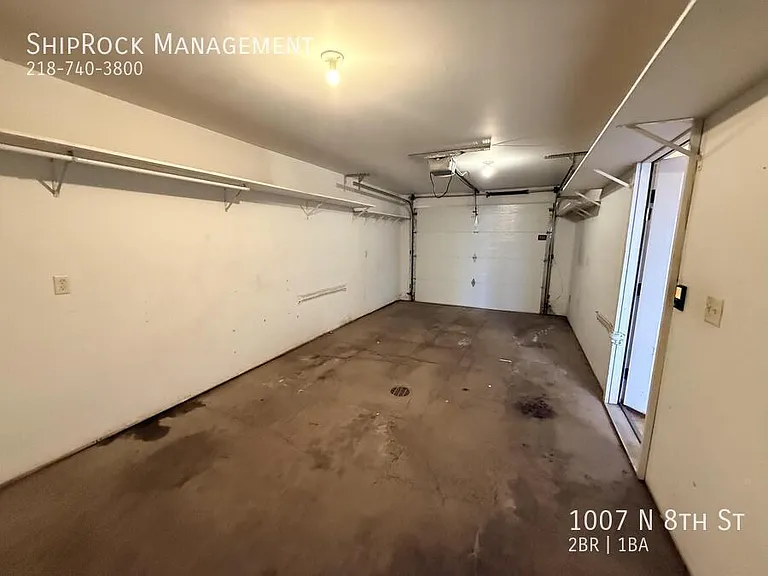 1007 N 8th St — Photo 11