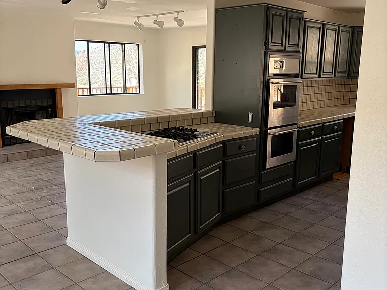 67 Bir Rd #A — Photo 11
