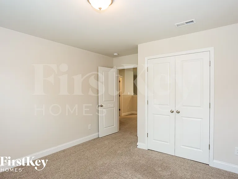 5225 Cobblestone Glen Dr — Photo 15