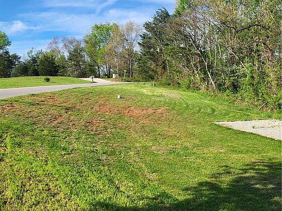 4th image of 3450 Stone Lick Rd