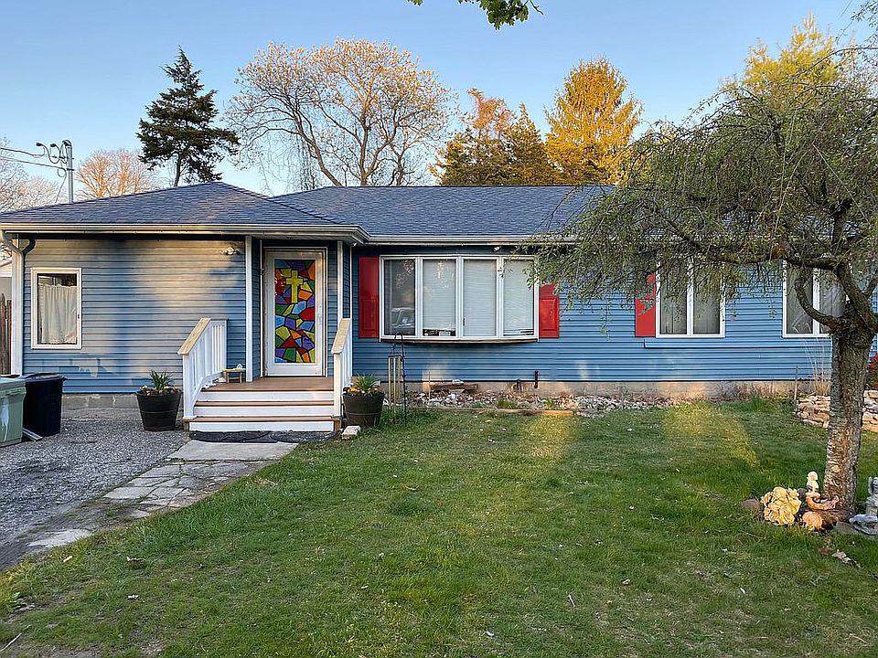 2nd image of 37 Winnie Rd