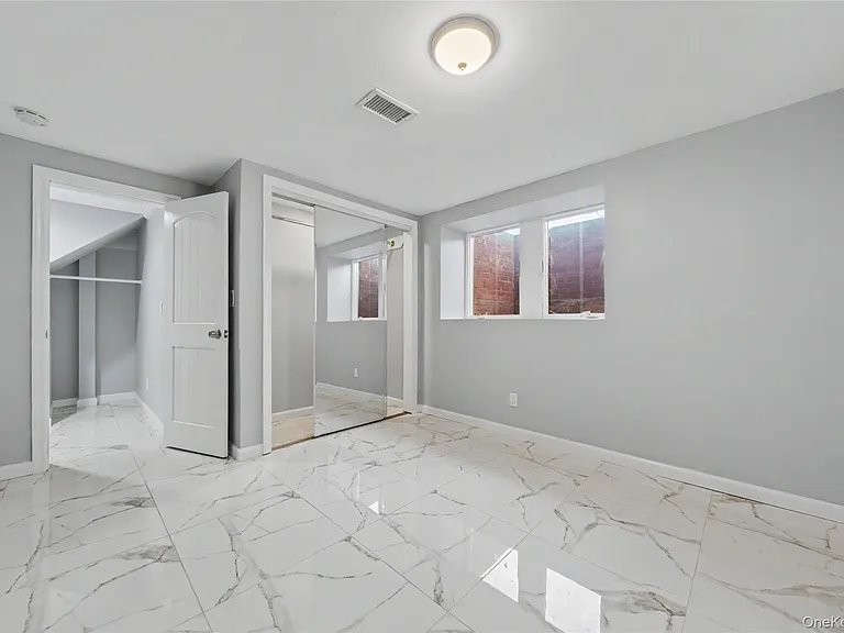 635 E Lincoln Ave — Photo 7