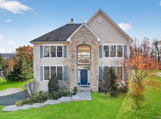 12 Heather Rdg, Highland Mills, NY 10930