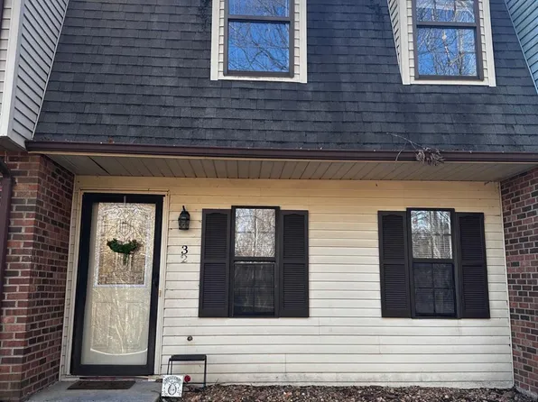 32 Cape Point Ct, Lynchburg, VA 24502