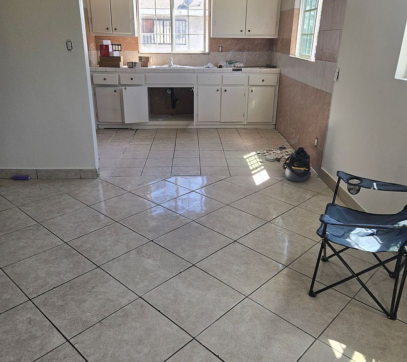 2nd image of 1366 Dawson Ave APT 9