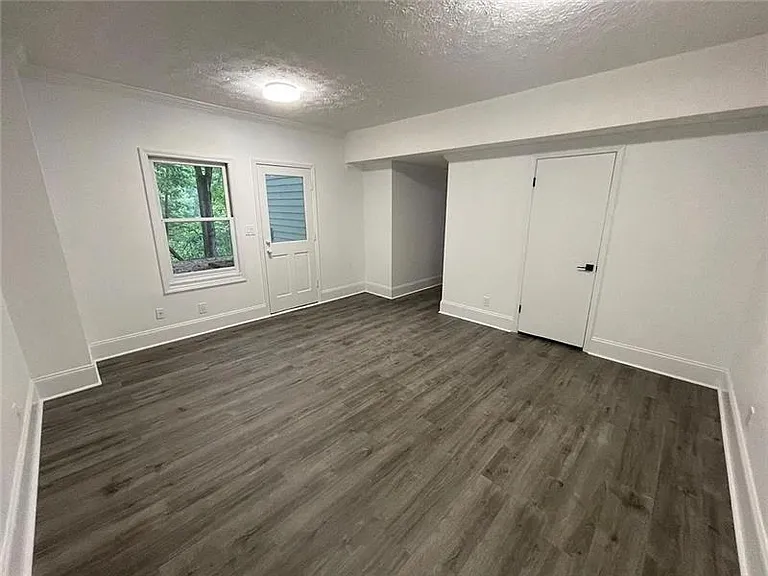 160 Boxelder Ln — Photo 21