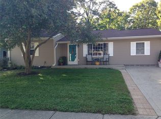 1410 Woodpointe Dr, Indianapolis, IN