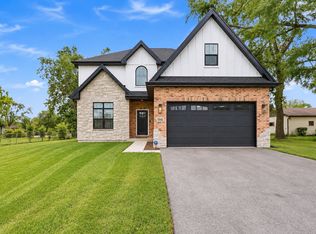 5041 W 137th St, Crestwood, IL 60418