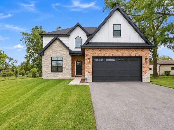 5041 W 137th St, Crestwood, IL 60418