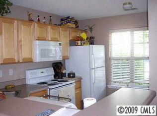 5553 Kimmerly Woods Dr, Charlotte, NC 28215