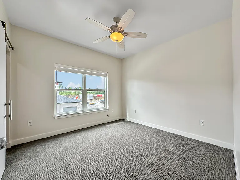Stratford Pointe — Photo 147
