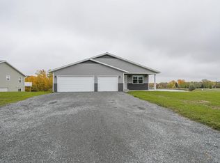 716 Waterside St, Athens, WI 54411