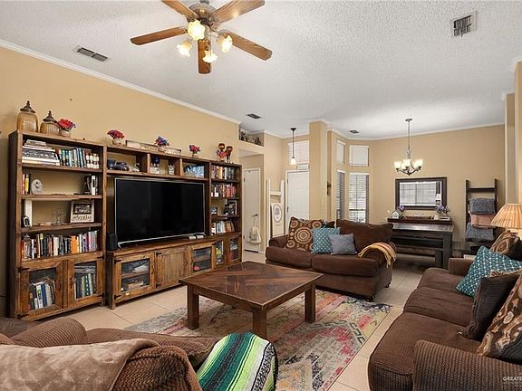 2nd image of 1909 Warbler Ave