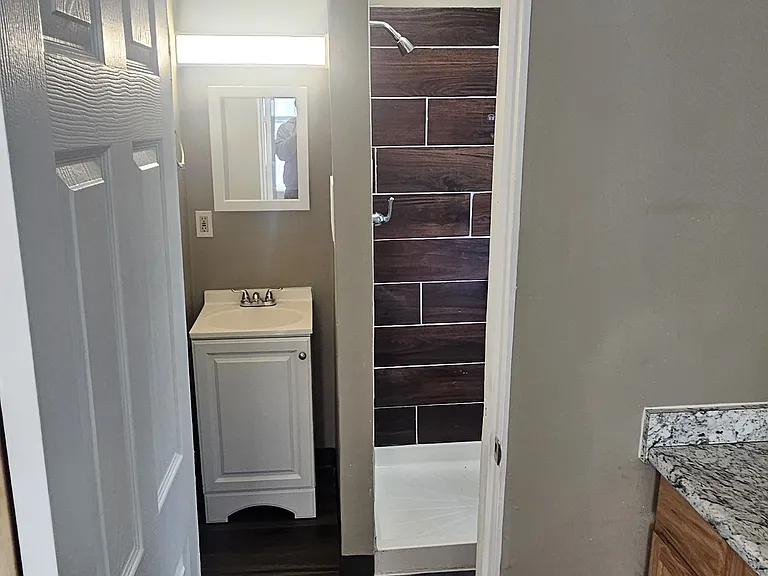 5230 Hunter Ave — Photo 8