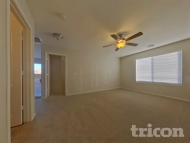 506 S 124th Ave — Photo 15