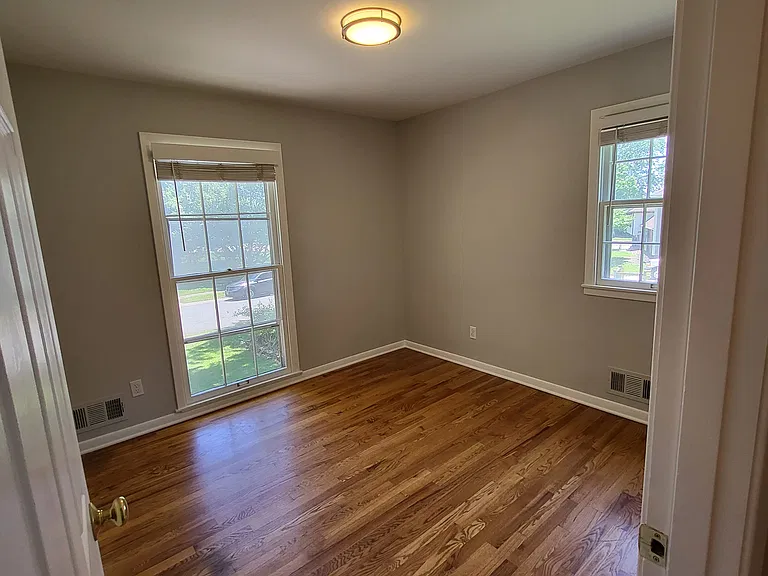 9428 Carter Overland Park — Photo 16