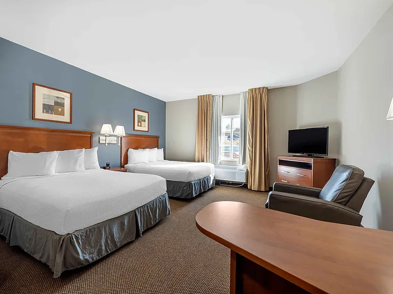 Studio Suite - 2 Queen Beds